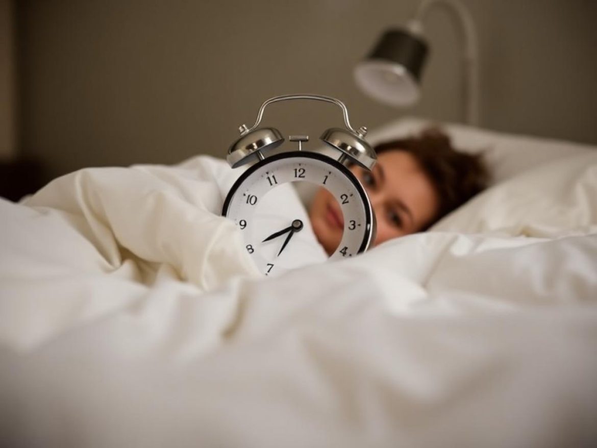 
        iOS 26 : comment configurer la durée du rappel pour rester plus longtemps au lit ?
    