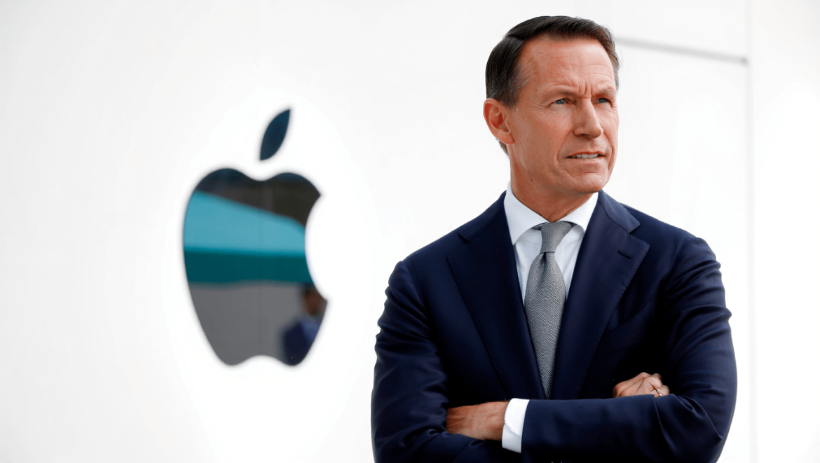 
        5 infos sur John Ternus, le nouveau patron d’Apple qui succède à Tim Cook
    