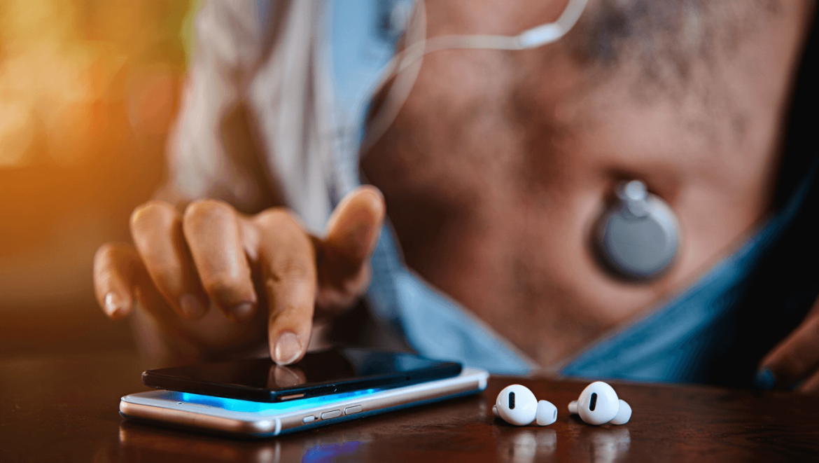 
        Smartphone, écouteurs sans fil : attention, vous pouvez perturber un pacemaker sans le savoir à cause de ces appareils du quotidien
    