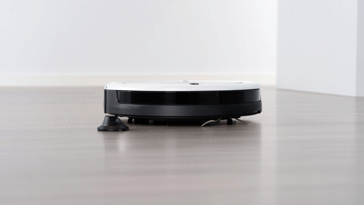 
        Test de l’iRobot Roomba Mini : le petit aspirateur qui va là où les autres n’osent pas !
    