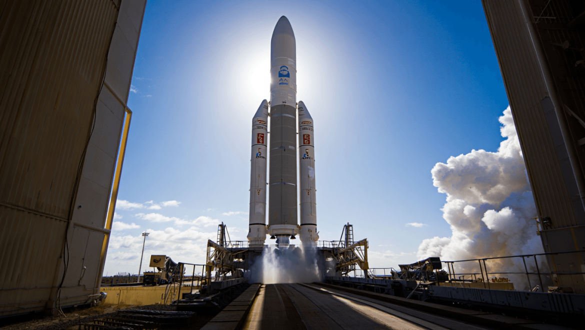 
        La plus puissante des Ariane 6 jamais construite vient de décoller : la fusée européenne devient XXL le temps d’un lancement
    